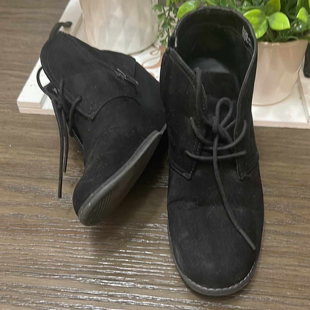 Booties - Picture 3 of 3